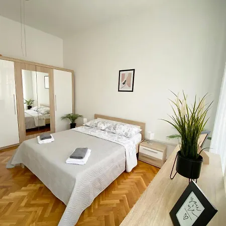 Apartments Centurio Pula Exterior photo