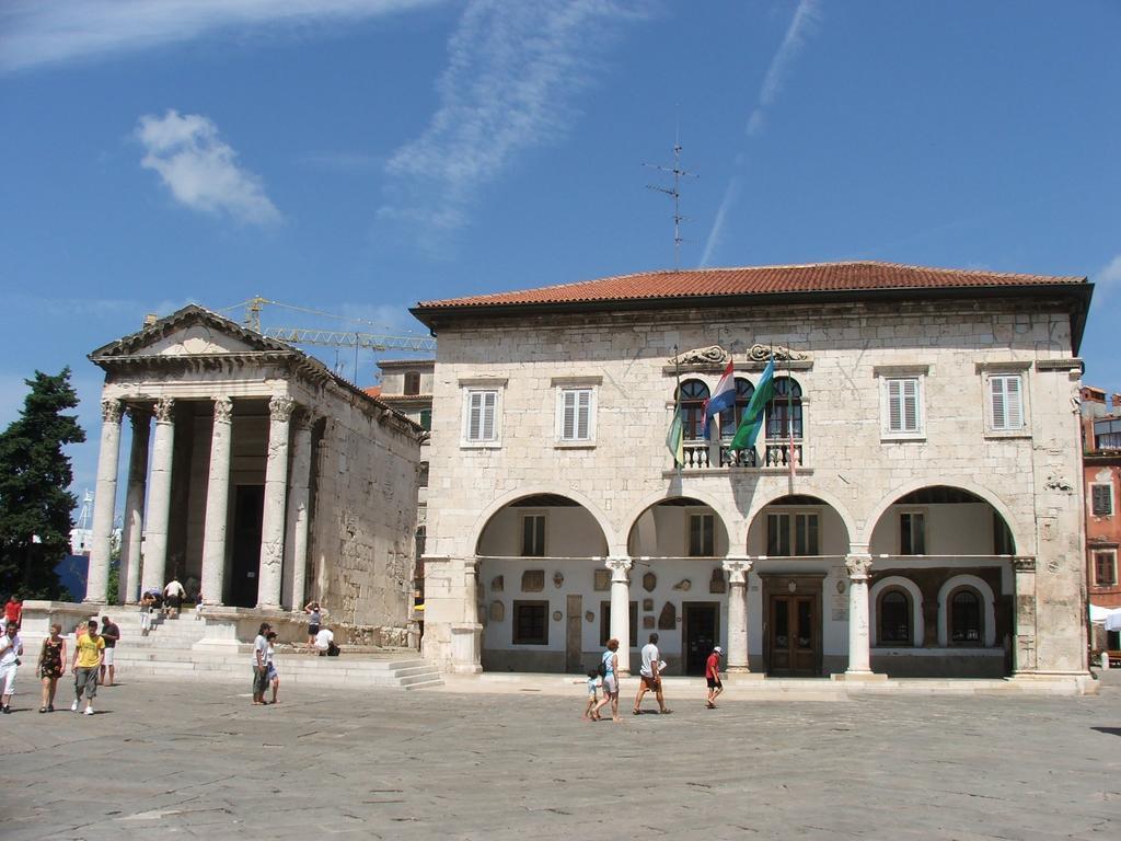 Centurio Pula